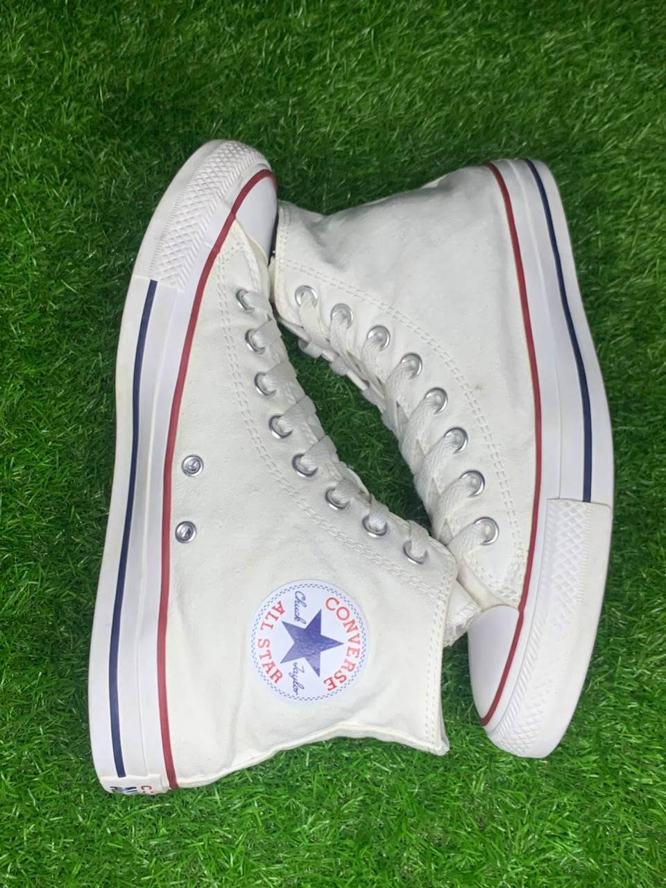 Converse Chuck Taylor All Star High Top – White | US 7.5 (Sr000002)